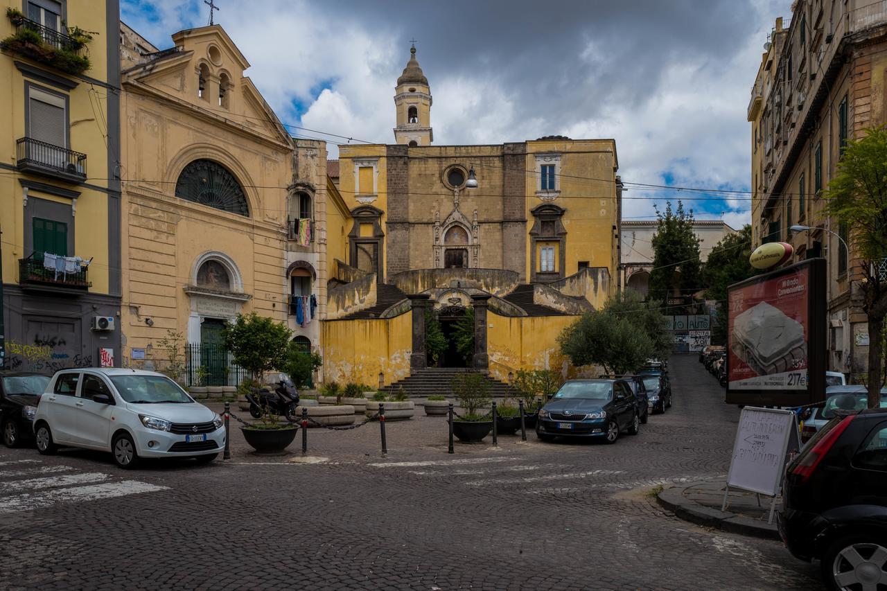 Art Suite Nel Cuore Di Napoli Luaran gambar