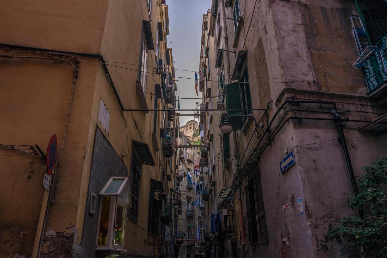 Art Suite Nel Cuore Di Napoli Luaran gambar